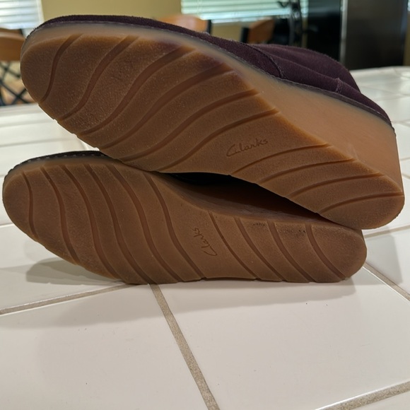 Clarks Suede Hazen Charm Lace Up Bootie - Purple - Size 8.5 - Picture 6 of 9